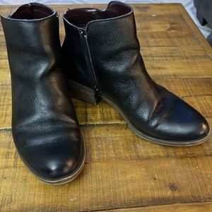 Kenshie ankle boots
